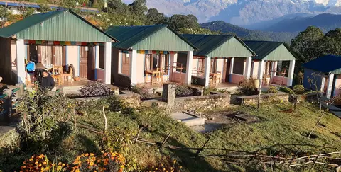 Tea house rooms at Australian Camp. Photo: Sabina Bajracharya / Wikimedia Commons, CC BY-SA 4.0