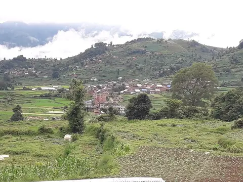 Chitlang village in the monsoon (the surroundings, not the resort itself). Photo: Roman Raghu Shrestha / Wikimedia Commons, CC BY-SA 4.0